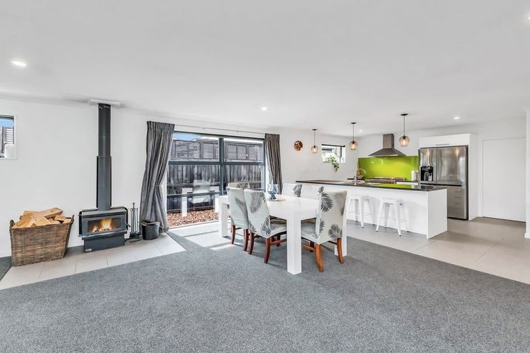 Photo of property in 24c Jozecom Place, Rolleston, 7614