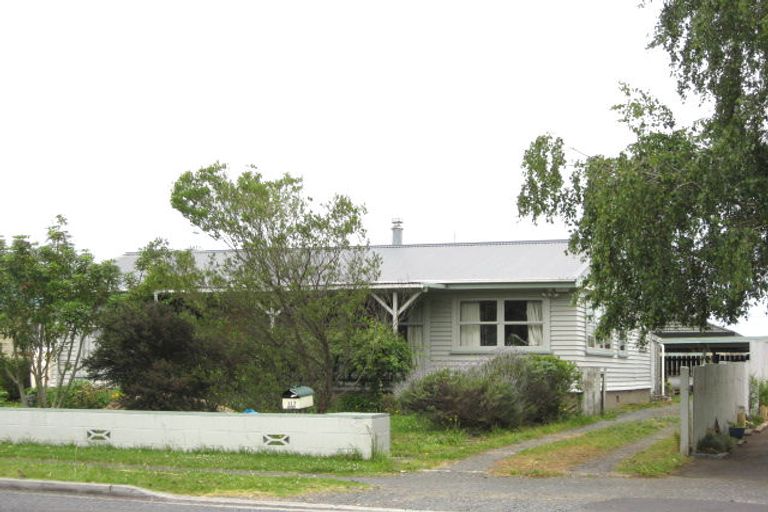 Photo of property in 117 Manuroa Road, Takanini, 2112