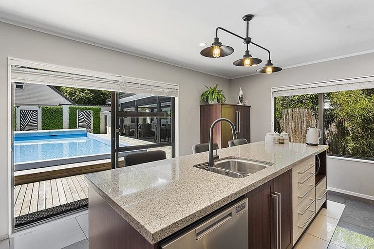 Photo of property in 63 Cruickshank Road, Clouston Park, Upper Hutt, 5018