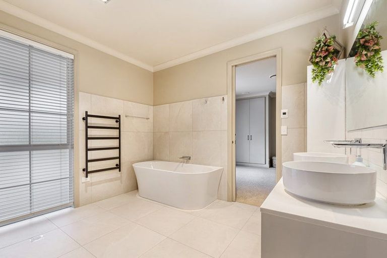 Photo of property in 430 Waitoki Road, Wainui, Silverdale, 0994