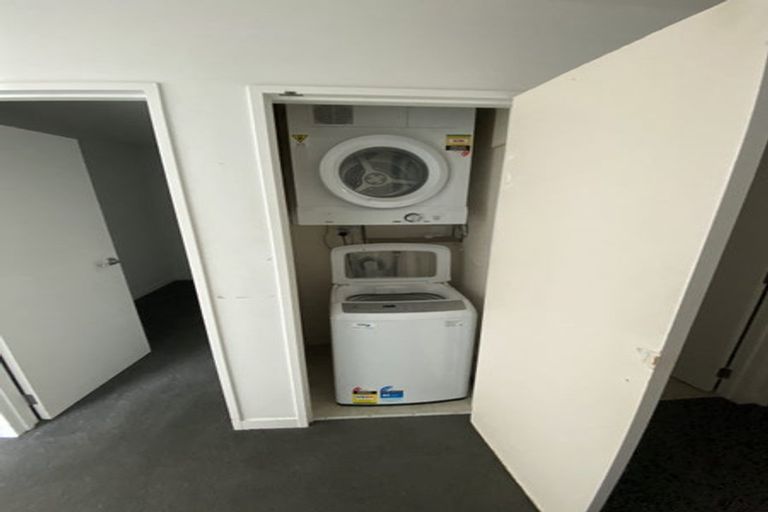 Photo of property in 12 Maunganui Road, Mount Maunganui, 3116