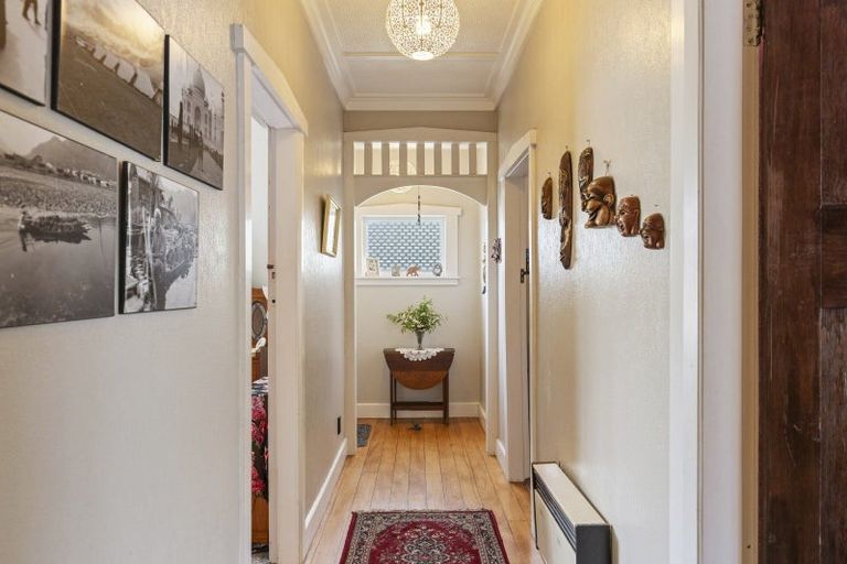Photo of property in 34 Aubrey Street, New Plymouth, 4310