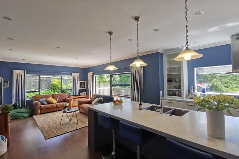 Photo of property in 26 Amesbury Drive, Churton Park, Wellington, 6037