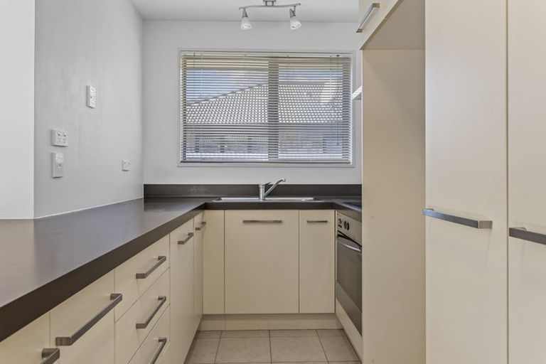 Photo of property in 65 Cleveland Street, Edgeware, Christchurch, 8013