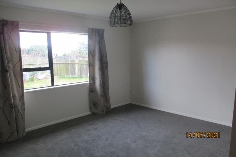 Photo of property in 24 Linwood Drive, Paraparaumu, 5032