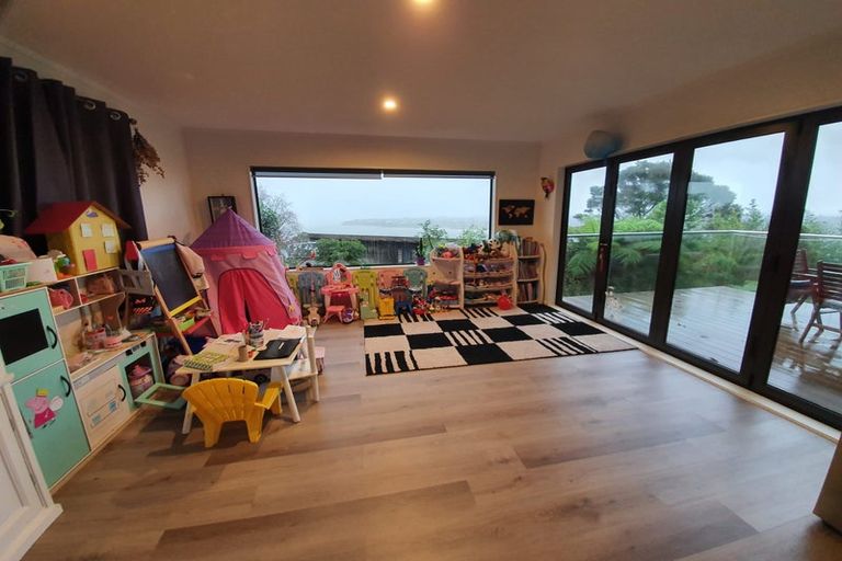Photo of property in 39 Dakota Avenue, Beach Haven, Auckland, 0626