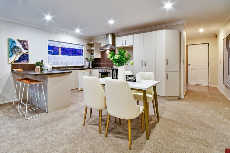 Photo of property in 30 Birchlands Road, Flat Bush, Auckland, 2019