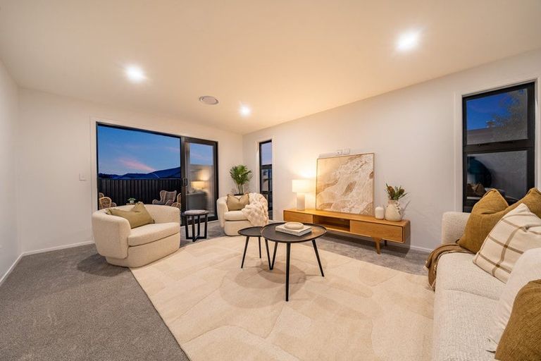 Photo of property in 4 Mcmillan Lane, Wallaceville, Upper Hutt, 5018
