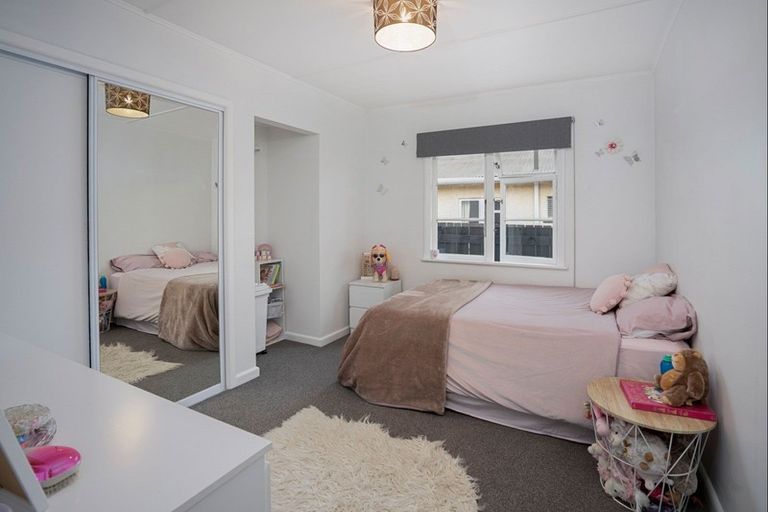 Photo of property in 18 Maitland Avenue, Stoke, Nelson, 7011