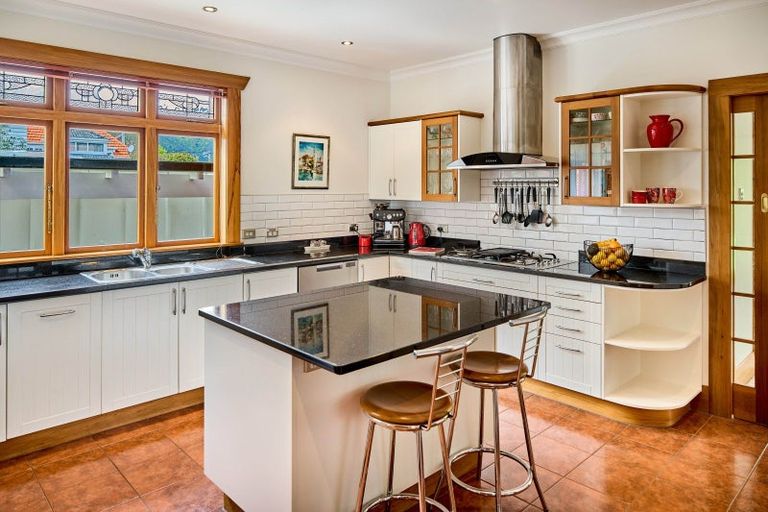 Photo of property in 14 Hinau Street, Woburn, Lower Hutt, 5010