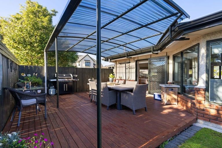 Photo of property in 18 Dougherty Place, Hokowhitu, Palmerston North, 4410