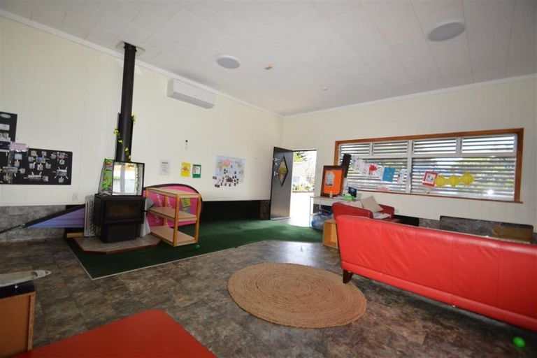 Photo of property in 208 Cambridge Street, Levin, 5510