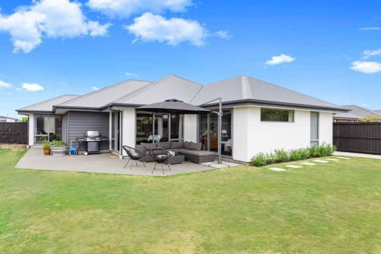 Photo of property in 7 Brockelbank Drive, Kaiapoi, 7630