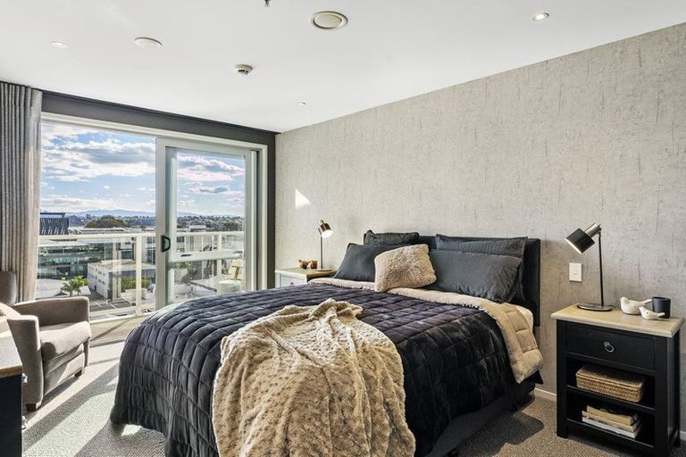 Photo of property in 11/72b Devonport Road, Tauranga, 3110