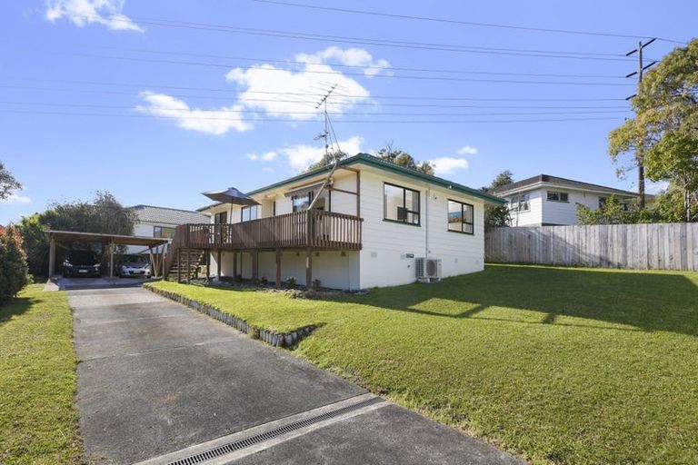 Photo of property in 8 Santiago Crescent, Unsworth Heights, Auckland, 0632