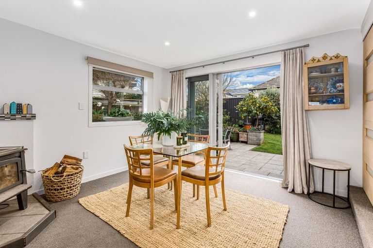 Photo of property in 140 Main Road, Titahi Bay, Porirua, 5022