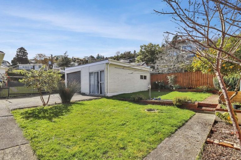 Photo of property in 3 Parnell Street, Fairfield, Lower Hutt, 5011