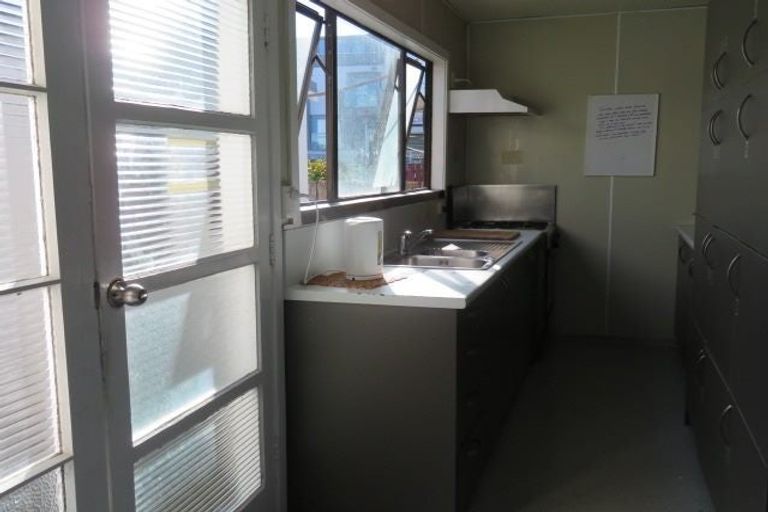 Photo of property in 35 Bay Street, Petone, Lower Hutt, 5012
