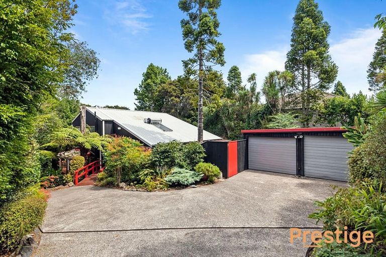Photo of property in 20 Barlow Place, Chatswood, Auckland, 0626