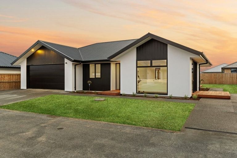 Photo of property in 1 Weld Lane, Amberley, 7410