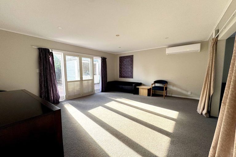 Photo of property in 64 Patons Road, Howick, Auckland, 2014