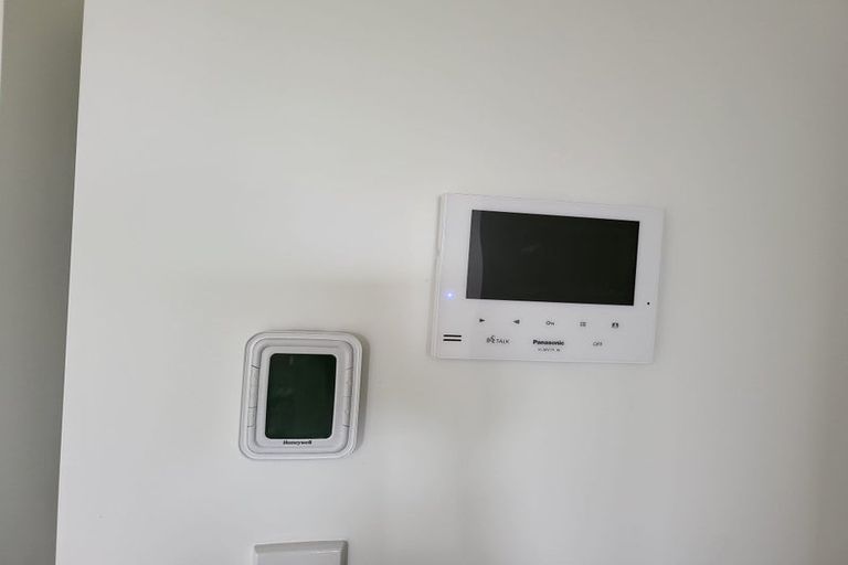 Photo of property in 47a Soaring Bird Drive, Takanini, 2112