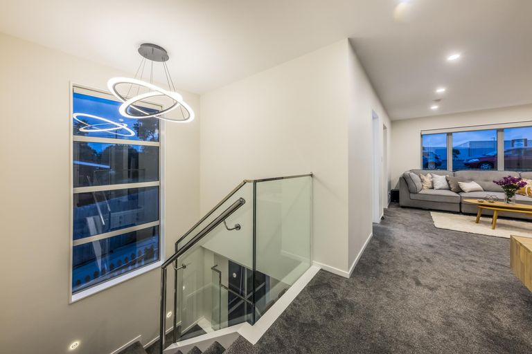 Photo of property in 245a Hobsonville Road, Hobsonville, Auckland, 0618