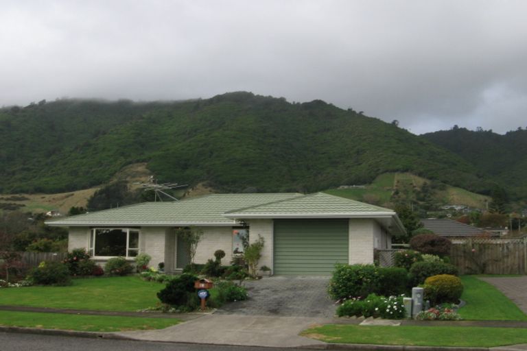 Photo of property in 81 Parata Street, Waikanae, 5036