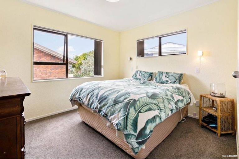 Photo of property in 1/132 Wellington Street, Pukekohe, 2120