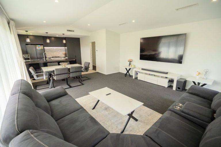 Photo of property in 27 Henshaw Street, Woodend, 7610