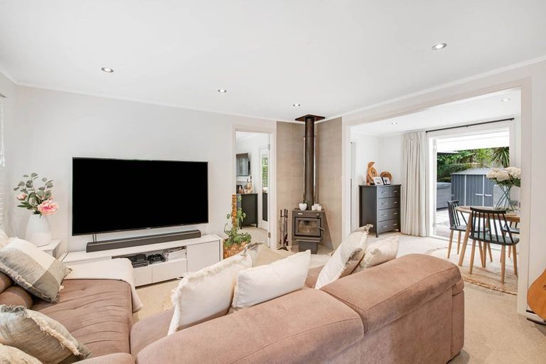 Photo of property in 38 Ferndale Drive, Snells Beach, 0920