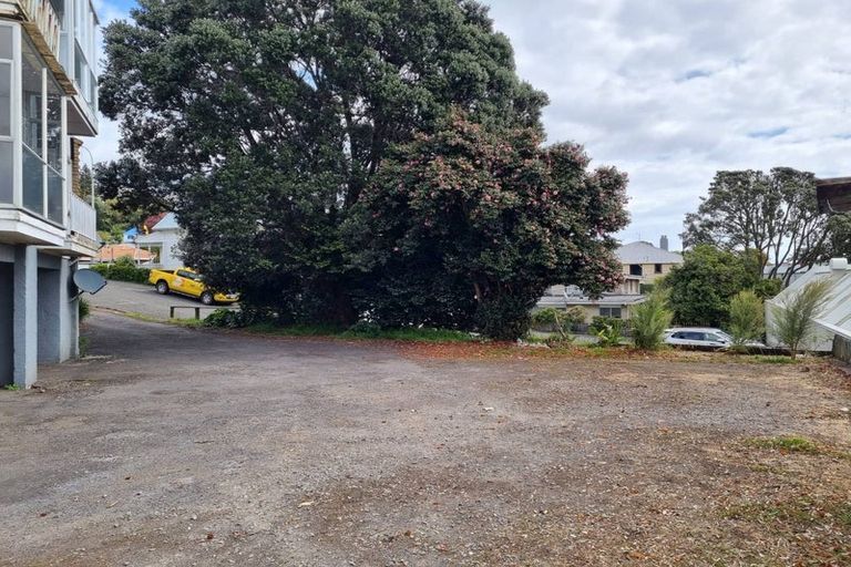 Photo of property in 5/184 Powderham Street, New Plymouth, 4310