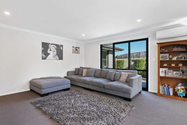 Photo of property in 8 Macloughlin Drive, Te Puke, 3119