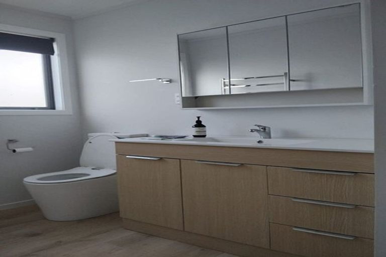 Photo of property in 2 Elizabeth Street, Kensington, Whangarei, 0112