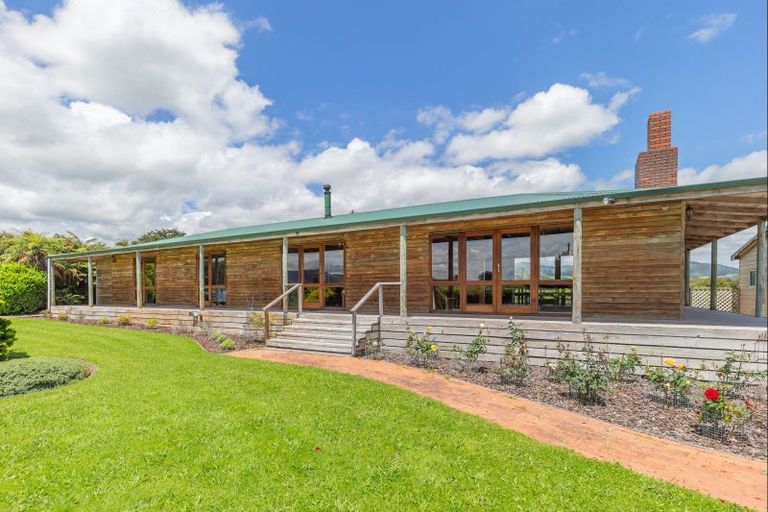 Photo of property in 382 Kimberley Road, Levin, 5571
