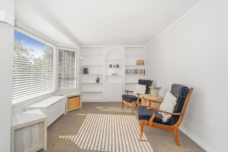 Photo of property in 15 Mayfair Close, Whitianga, 3510