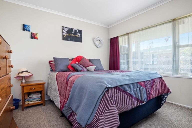 Photo of property in 102a George Street, Tuakau, 2121