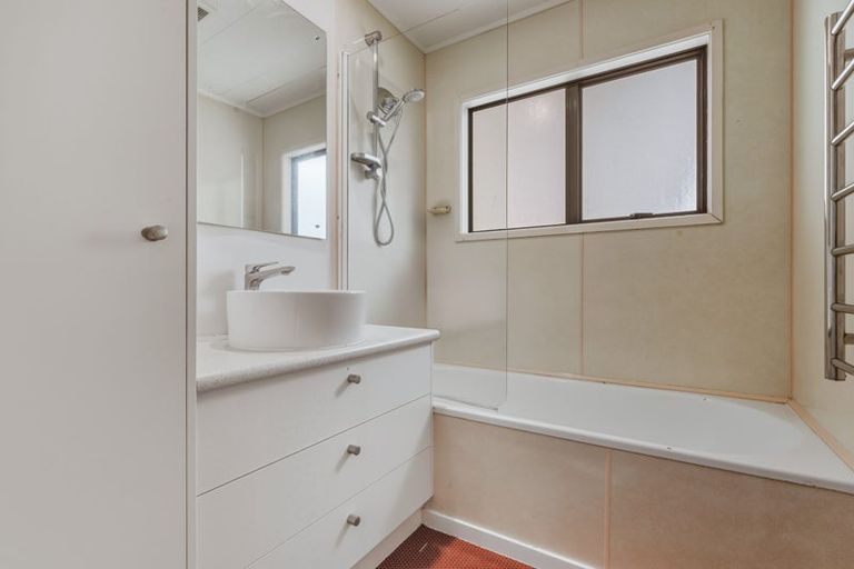 Photo of property in 20b Arthur Crescent, Hilltop, Taupo, 3330