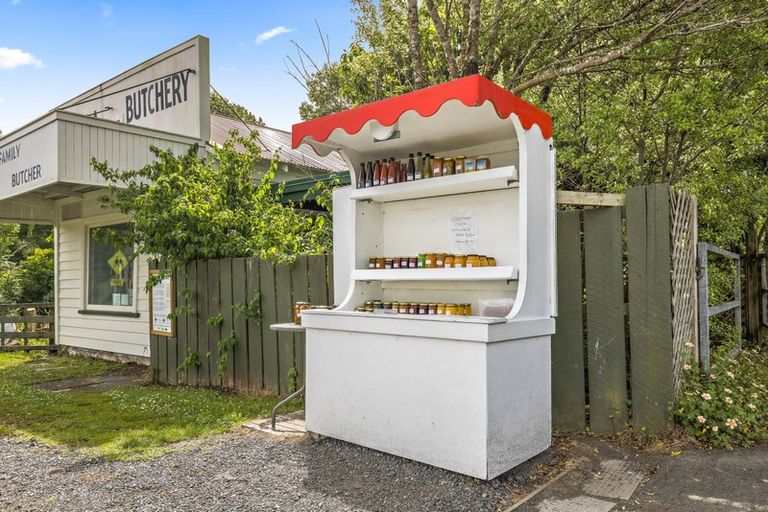 Photo of property in 968 Kaipara Flats Road, Kaipara Flats, Warkworth, 0984