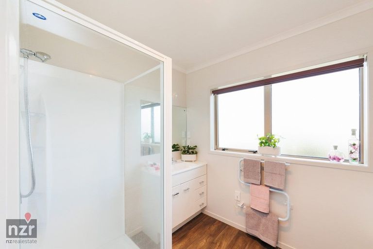 Photo of property in 23 Masefield Terrace, Kelvin Grove, Palmerston North, 4414