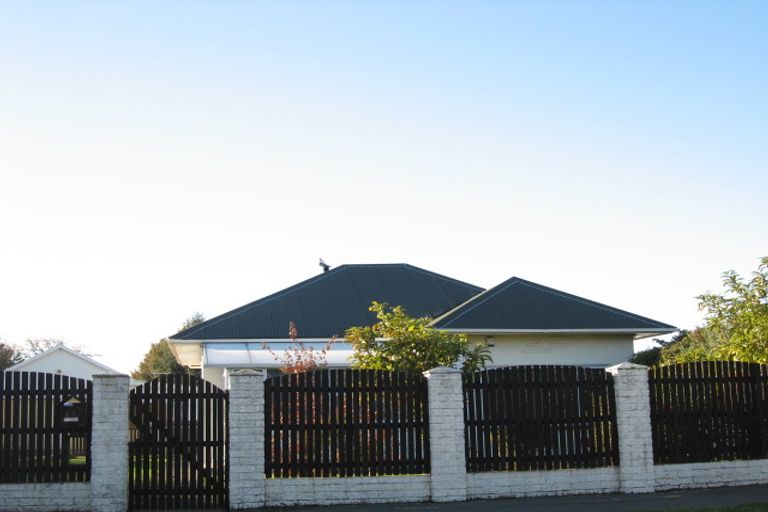 Photo of property in 68 Cranford Street, St Albans, Christchurch, 8014