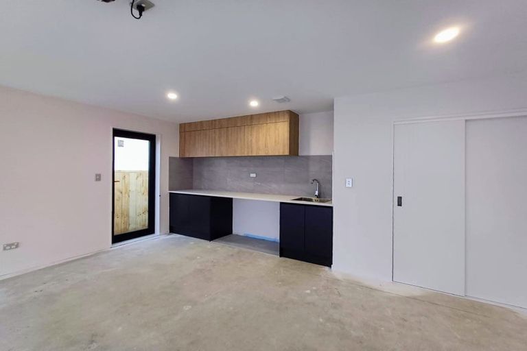 Photo of property in 345 East Coast Road, Mairangi Bay, Auckland, 0630