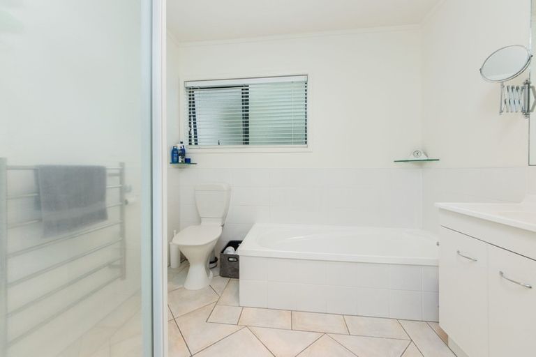 Photo of property in 45/8 Flynn Street, Birkdale, Auckland, 0626