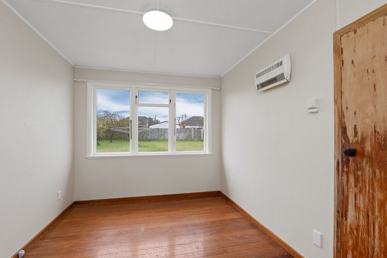 Photo of property in 33 Eureka Street, Aranui, Christchurch, 8061