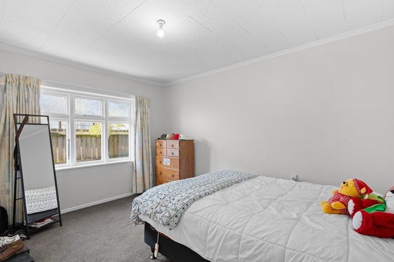 Photo of property in 48 Awatea Road, Hornby, Christchurch, 8042