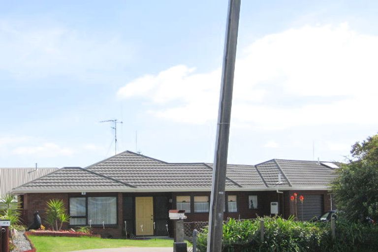 Photo of property in 2/47 Girven Road, Mount Maunganui, 3116