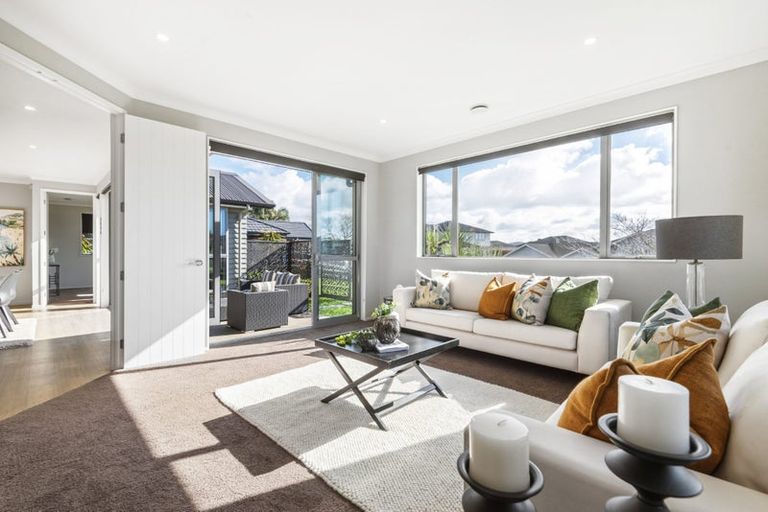 Photo of property in 16 Major Henry Greens, Silverdale, 0932