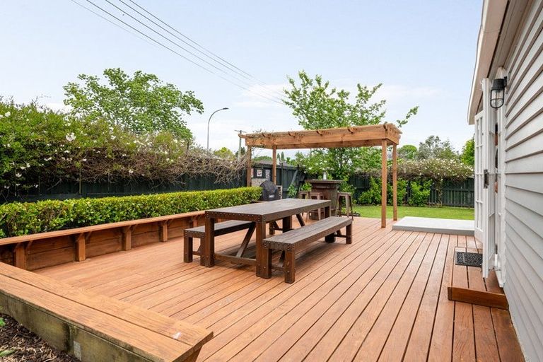 Photo of property in 4 Casey Avenue, Fairfield, Hamilton, 3214