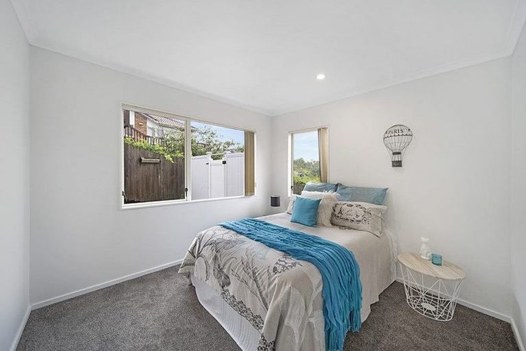 Photo of property in 39 Jadewynn Drive, Massey, Auckland, 0614
