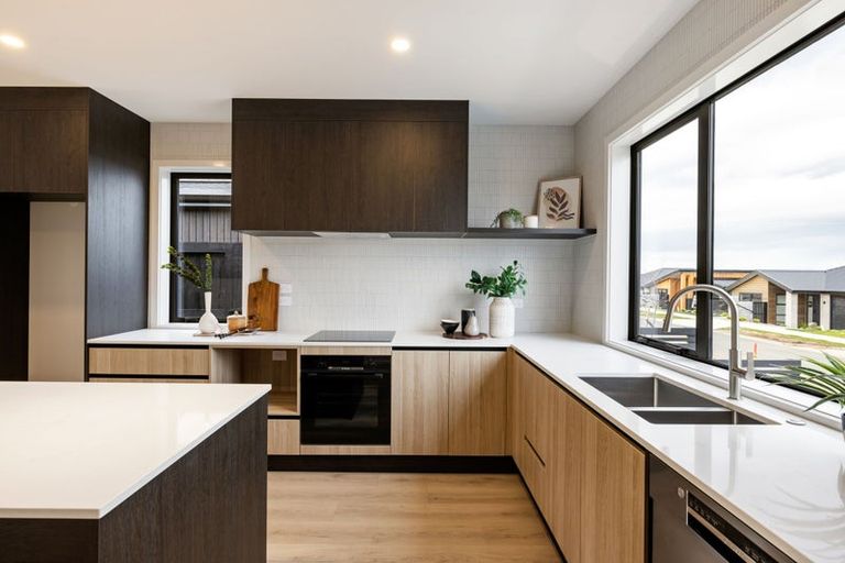 Photo of property in 16 Lumino Terrace, Peacocke, 3206